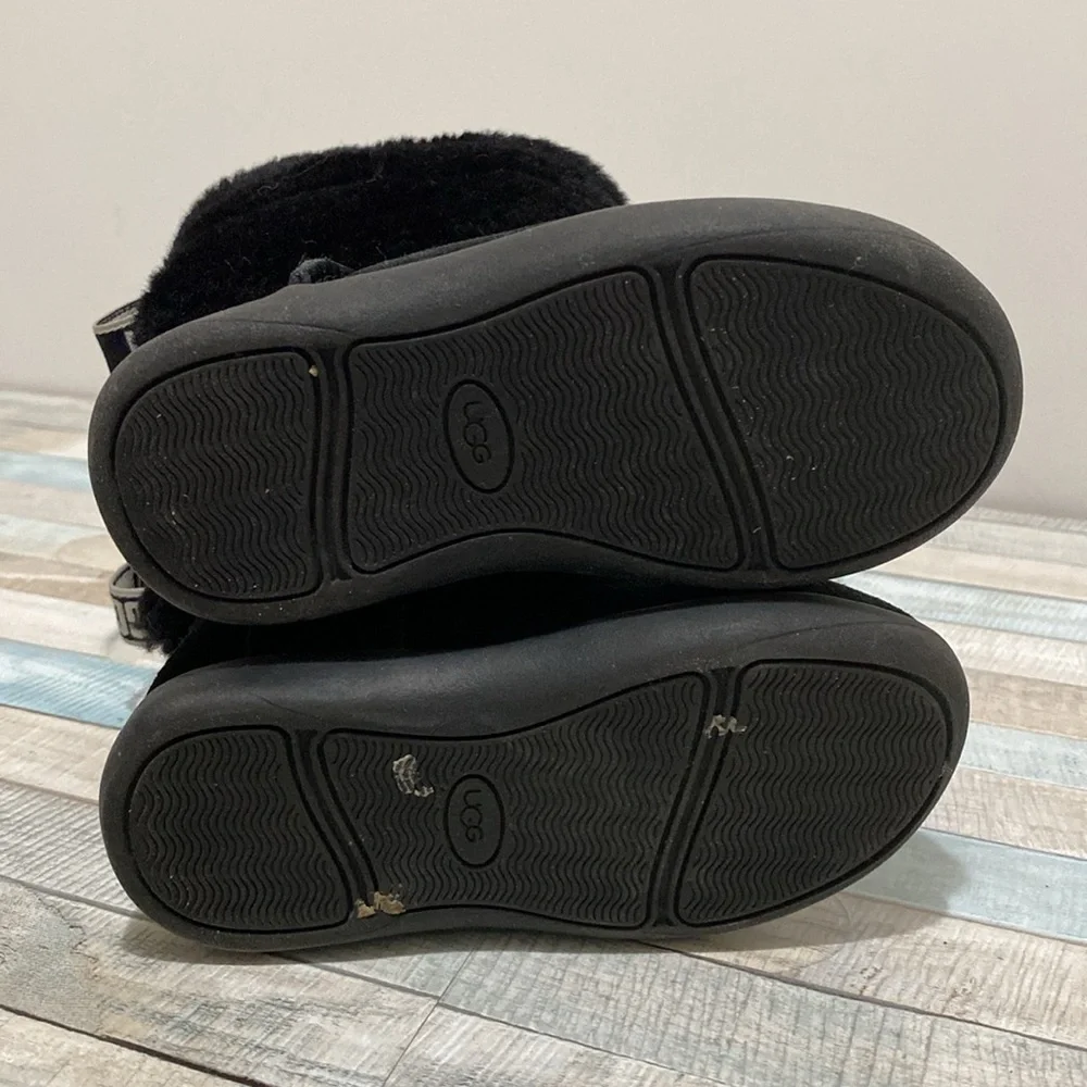 Ugg Toddler Mini Quilted Fluff Boots
